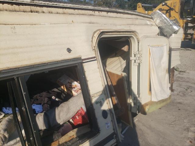 1H0DAAM21NB002111 - 1992 HOLIDAY RAMBLER TRAILER Кремовий фото 5