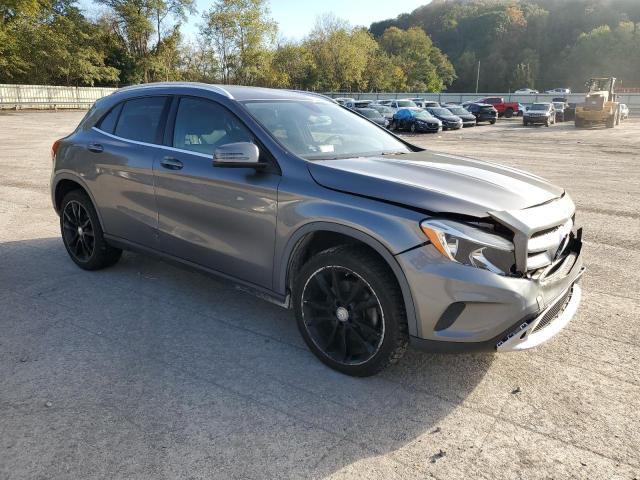 WDCTG4GB3FJ100596 - 2015 MERCEDES-BENZ GLA 250 4MATIC GRAY photo 4