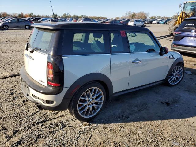 WMWMM93539TL04031 - 2009 MINI COOPER CLUBMAN JCW WHITE photo 3