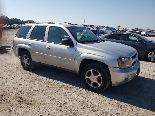 1GNDS13S982215964 - 2008 CHEVROLET TRAILBLAZE LS SILVER photo 4