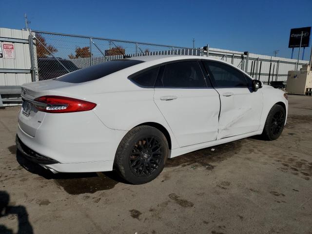 3FA6P0H70HR225043 - 2017 FORD FUSION SE WHITE photo 3