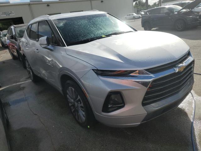 3GNKBFRS0KS667888 - 2019 CHEVROLET BLAZER PREMIER SILVER photo 4