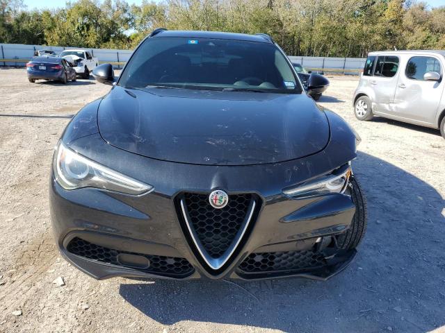 ZASFAKNN5J7C22475 - 2018 ALFA ROMEO STELVIO TI SPORT BLACK photo 5