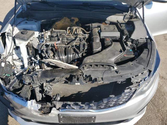 5XXGT4L39LG387864 - 2020 KIA OPTIMA LX SILVER photo 11