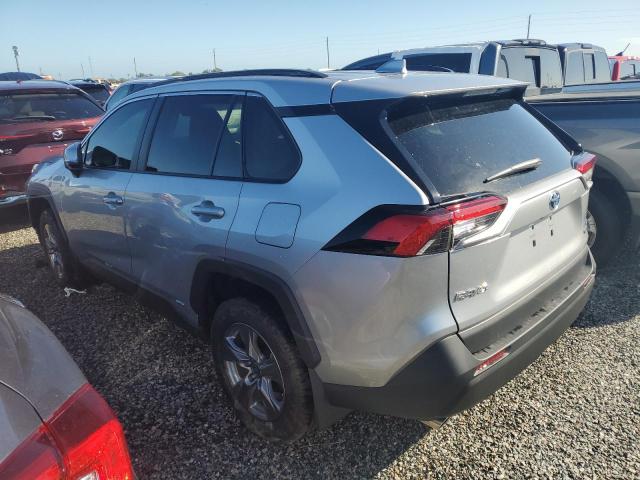 4T3MWRFV2RU134296 - 2024 TOYOTA RAV4 LE SILVER photo 2