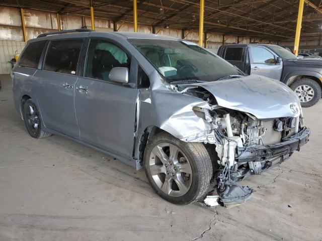 5TDXK3DCXFS630130 - 2015 TOYOTA SIENNA SPORT SILVER photo 4