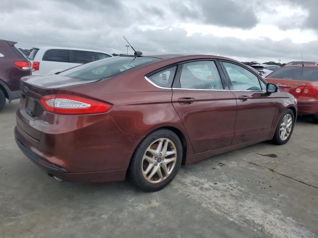 3FA6P0H7XFR111967 - 2015 FORD FUSION SE MAROON photo 3