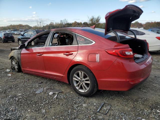 5NPE24AF8HH552998 - 2017 HYUNDAI SONATA SE RED photo 2