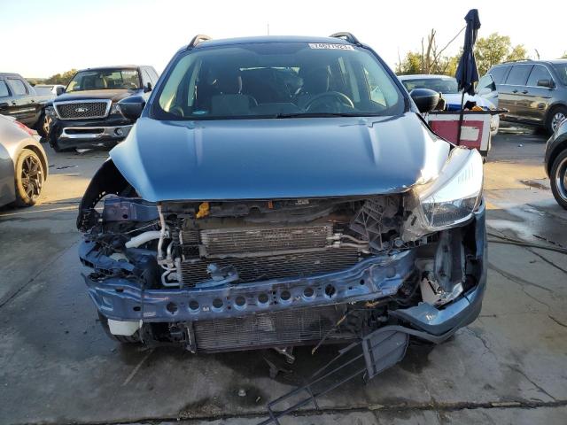 1FMCU0GD5JUC18547 - 2018 FORD ESCAPE SE BLUE photo 5