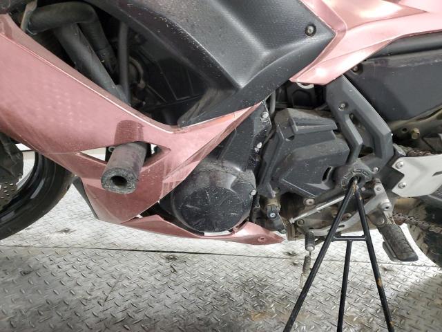 JKAEXEJ15KDA03894 - 2019 KAWASAKI EX650 J PINK photo 6