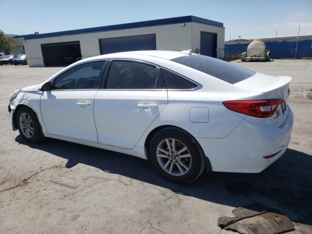 5NPE24AF3GH407236 - 2016 HYUNDAI SONATA SE WHITE photo 2