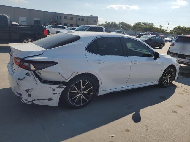4T1G11AK8PU773279 - 2023 TOYOTA CAMRY SE NIGHT SHADE WHITE photo 3