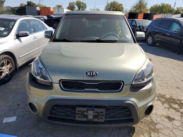 KNDJT2A69D7576693 - 2013 KIA SOUL + GREEN photo 5