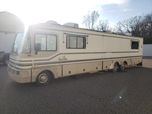 3FCMF53G7TJA07620 - 1996 FLEETWOOD BOUNDER SUPER DUTY TAN photo 2