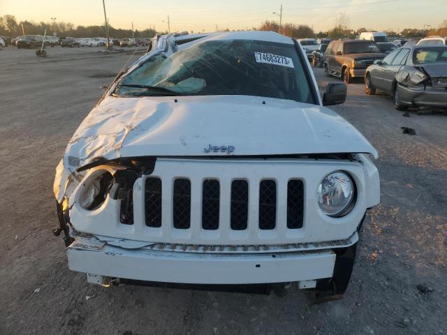 1C4NJPFAXFD358302 - 2015 JEEP PATRIOT LATITUDE WHITE photo 5