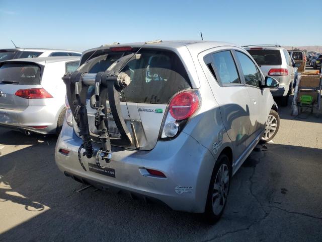 KL8CL6S02FC720601 - 2015 CHEVROLET SPARK EV 2LT SILVER photo 3