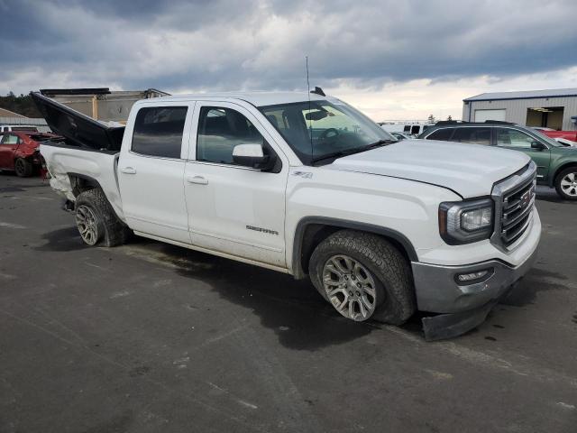 3GTU2MEC1HG242034 - 2017 GMC SIERRA K1500 SLE WHITE photo 4