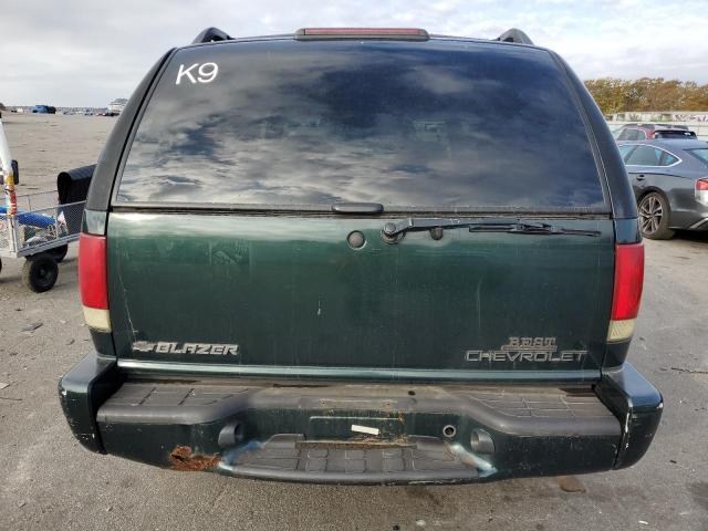 1GNDT13W02K104873 - 2002 CHEVROLET BLAZER GREEN photo 6