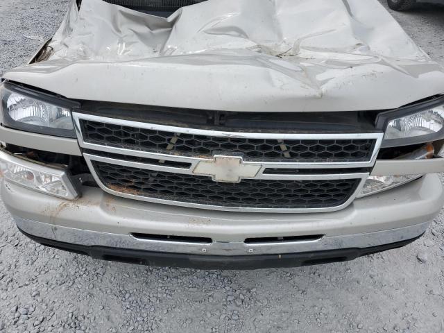 2GCEK13T361195620 - 2006 CHEVROLET SILVERADO K1500 SILVER photo 11