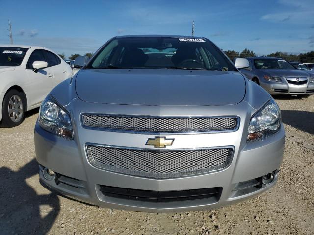 1G1ZE5E17BF281052 - 2011 CHEVROLET MALIBU LTZ ვერცხლისფერი ფოტო 5