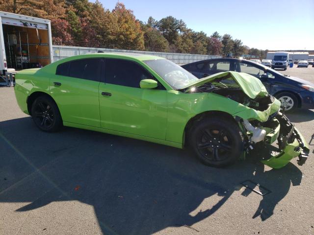 2C3CDXBG6KH718658 - 2019 DODGE CHARGER SXT GREEN photo 4