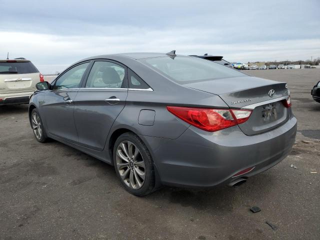 5NPEC4AC0CH388853 - 2012 HYUNDAI SONATA SE GRAY photo 2