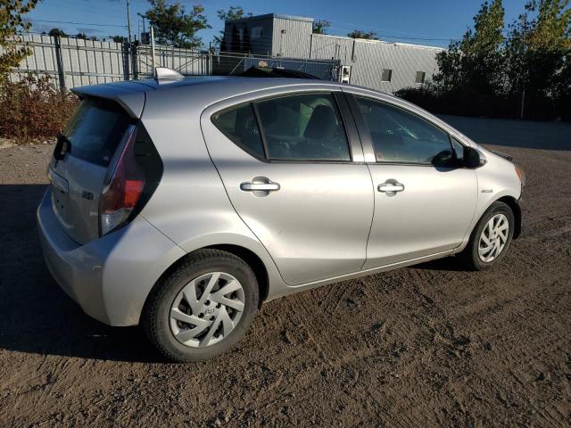 JTDKDTB37F1095102 - 2015 TOYOTA PRIUS C SILVER photo 3