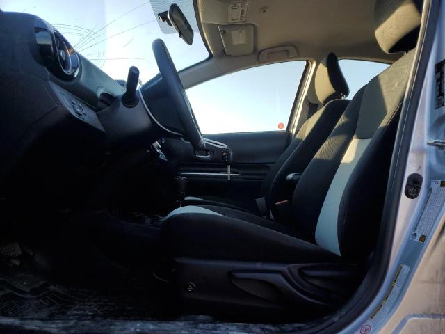 JTDKDTB37F1095102 - 2015 TOYOTA PRIUS C SILVER photo 7