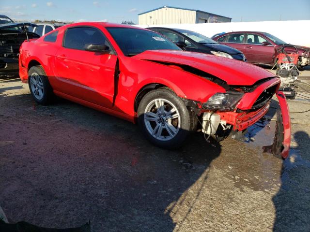 1ZVBP8AM7E5258740 - 2014 FORD MUSTANG RED photo 4
