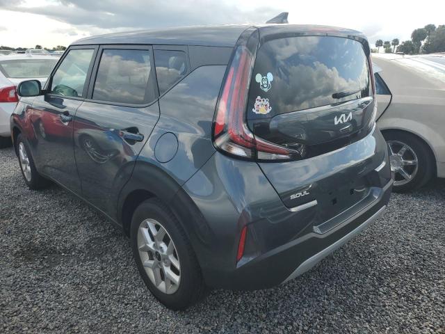 KNDJ23AU6R7902738 - 2024 KIA SOUL LX GRAY photo 2