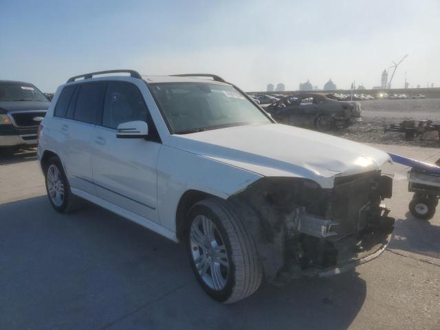 WDCGG5HB4DF999295 - 2013 MERCEDES-BENZ GLK 350 WHITE photo 4