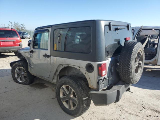 1C4AJWAG1FL544238 - 2015 JEEP WRANGLER SPORT SILVER photo 2