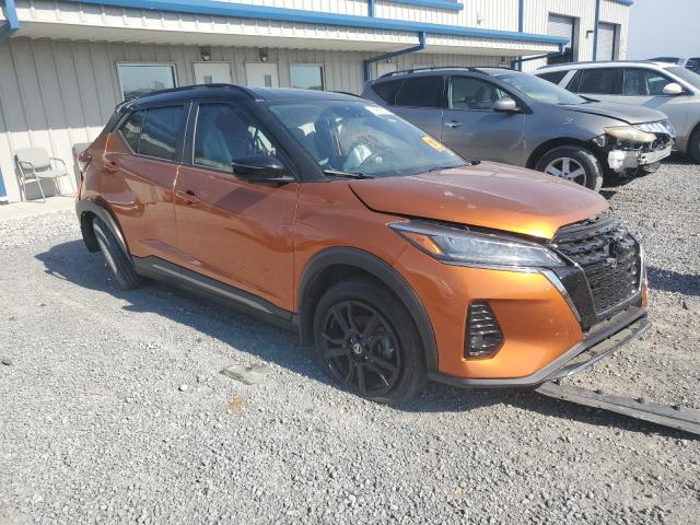 3N1CP5DV9ML517353 - 2021 NISSAN KICKS SR ORANGE photo 4