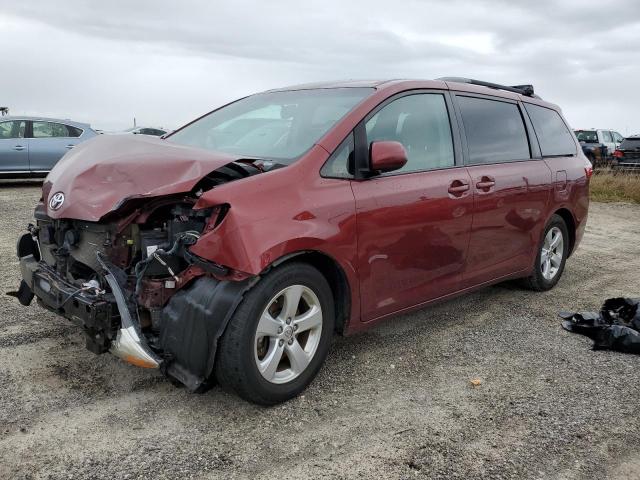 2015 TOYOTA SIENNA LE, 