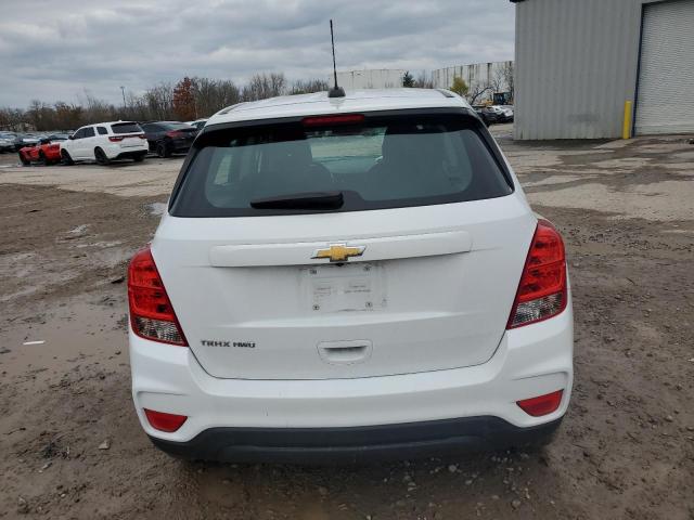 3GNCJNSB1KL196839 - 2019 CHEVROLET TRAX LS WHITE photo 6