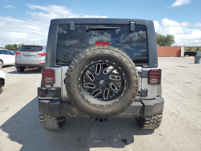 1C4BJWDG1HL742689 - 2017 JEEP WRANGLER U SPORT SILVER photo 6