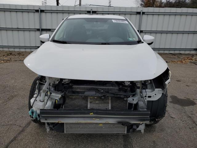 JA4AT3AA5KZ019060 - 2019 MITSUBISHI ECLIPSE CR ES WHITE photo 5