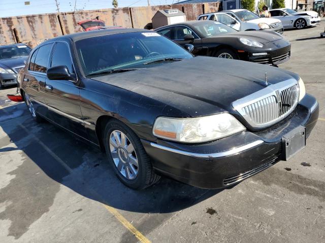 1LNHM84W65Y615418 - 2005 LINCOLN TOWN CAR EXECUTIVE L BLACK photo 4