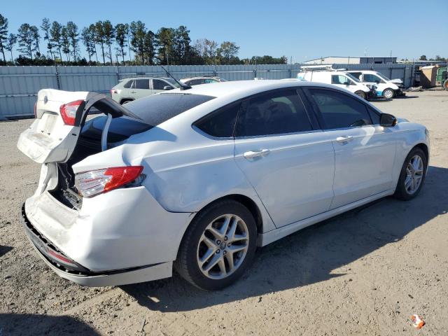 1FA6P0H75E5355494 - 2014 FORD FUSION SE WHITE photo 3