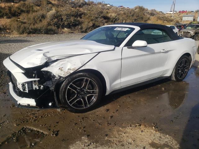 1FATP8UH5N5129696 - 2022 FORD MUSTANG WHITE photo 1