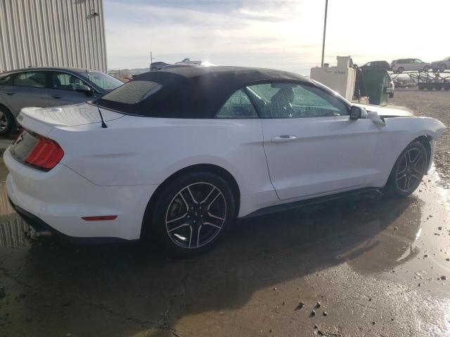 1FATP8UH5N5129696 - 2022 FORD MUSTANG WHITE photo 3