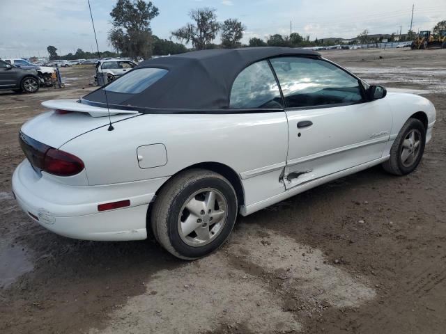 4G2JB32T6WB202686 - 1998 PONTIAC SUNFIRE SE WHITE photo 3