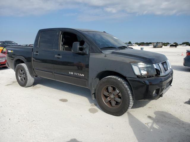 1N6BA0EC5FN508143 - 2015 NISSAN TITAN S BLACK photo 4