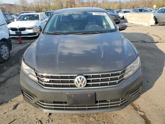 1VWDT7A33HC066365 - 2017 VOLKSWAGEN PASSAT R-LINE Graphit Foto 5
