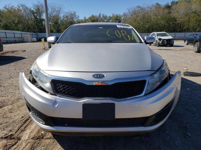 KNAGM4A78B5147918 - 2011 KIA OPTIMA LX SILVER photo 5