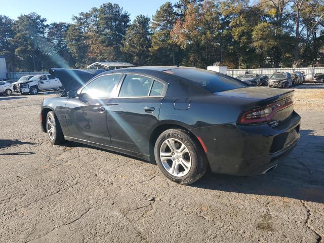 2C3CDXBG2HH581811 - 2017 DODGE CHARGER SE BLACK photo 2