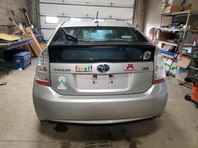 JTDKN3DU8B5263738 - 2011 TOYOTA PRIUS SILVER photo 6