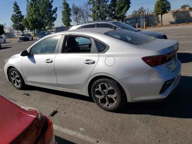 3KPF24AD9KE100184 - 2019 KIA FORTE FE SILVER photo 2