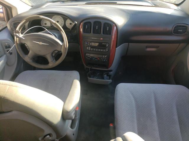 1C4GP45R45B416007 - 2005 CHRYSLER TOWN & COU მწვანე ფოტო 8