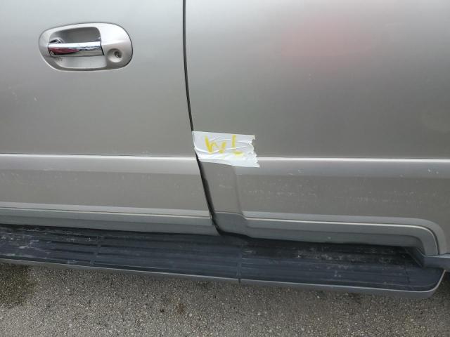 5LMFU27R84LJ33567 - 2004 LINCOLN NAVIGATOR 银色 照片 13